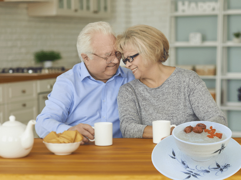 Yến sào mang đến nhiều lợi ích quan trọng cho sức khỏe của người già